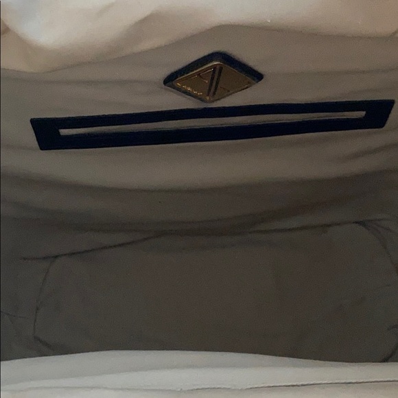 Beautiful straw tote - Picture 4 of 9